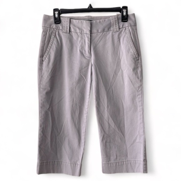 J Crew Stretch Favorite Fit Khaki Capris | Gray | Size 0 - Picture 1 of 9